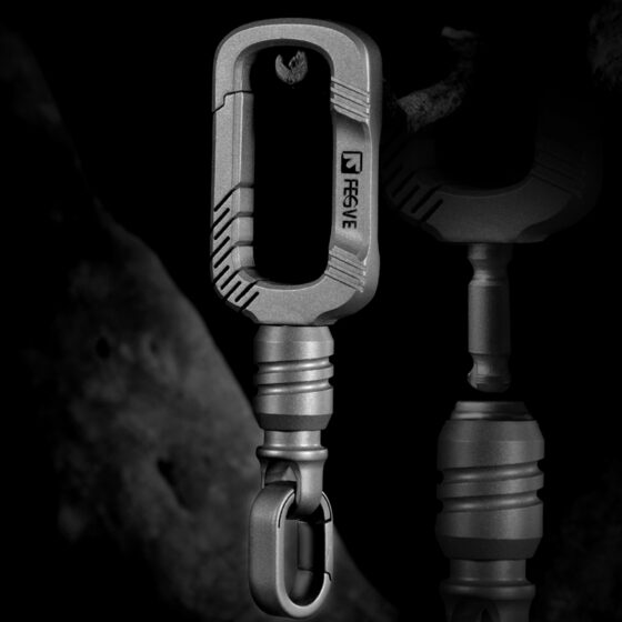 Titanium alloy fission quick release keychain